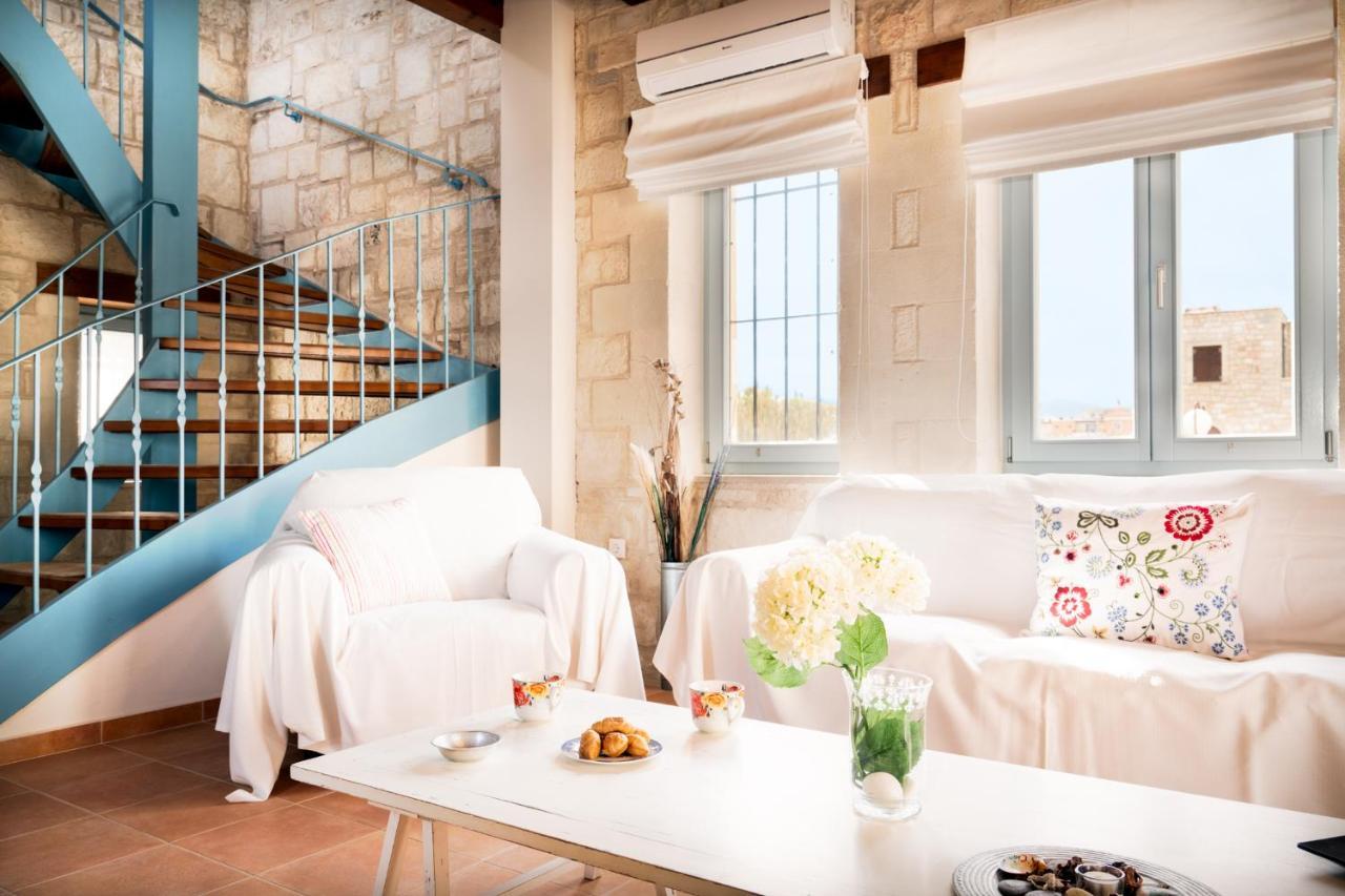 Beachfront Villa Turquoise With Private Pool, Bbq And Ping Pong Table Chania  Exterior photo
